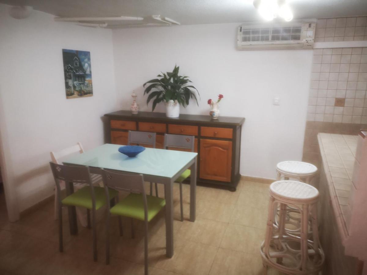 산페드로델피나타르 Piso Entero En Semi Sotano Con Piscina Salina Privada 아파트 외부 사진