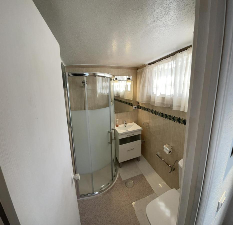 산페드로델피나타르 Piso Entero En Semi Sotano Con Piscina Salina Privada 아파트 외부 사진